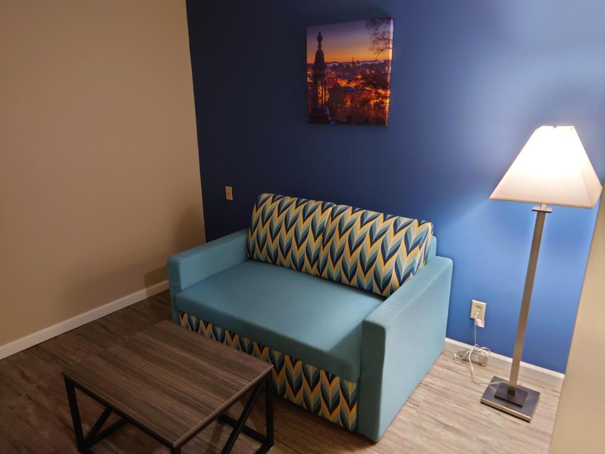Baymont By Wyndham Adairsville Exterior foto