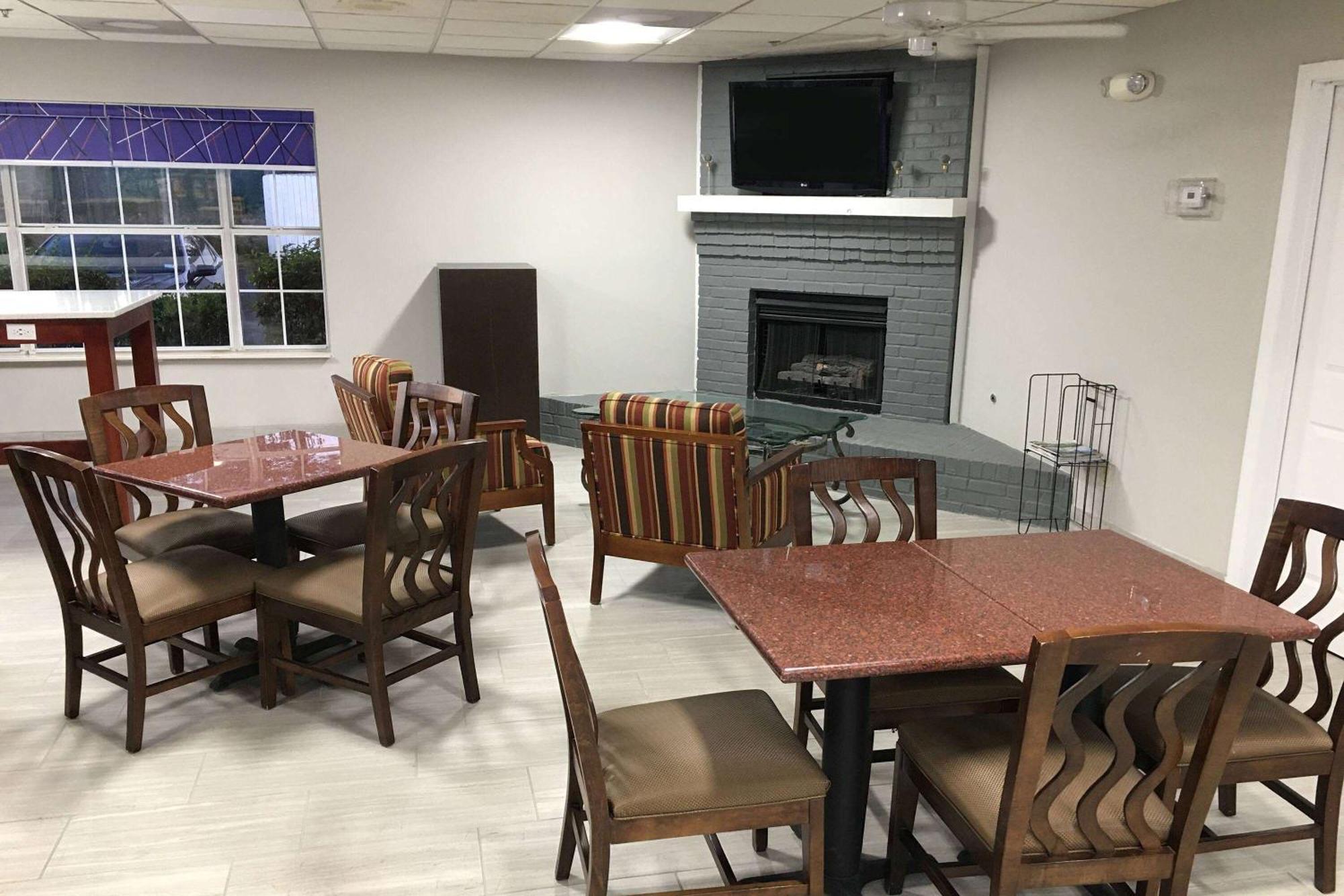 Baymont By Wyndham Adairsville Exterior foto